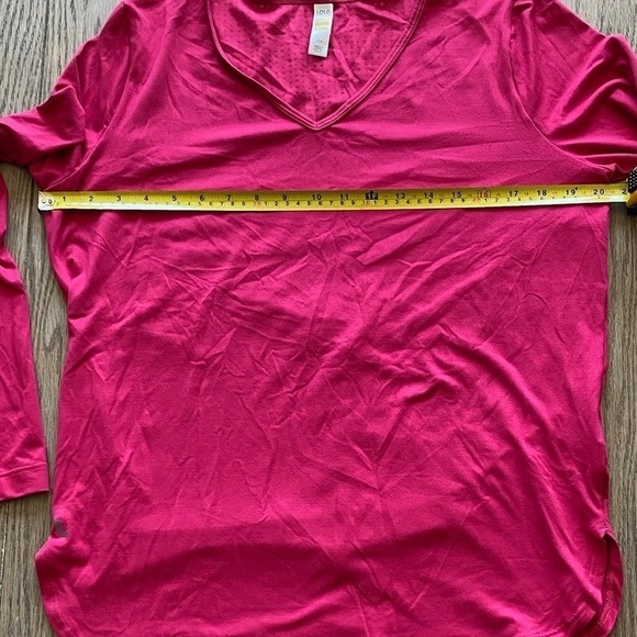 Lolë Kuma Top Side Slits Mesh Reflective Running Outdoor Long Sleeve Size Large - Picture 11 of 12